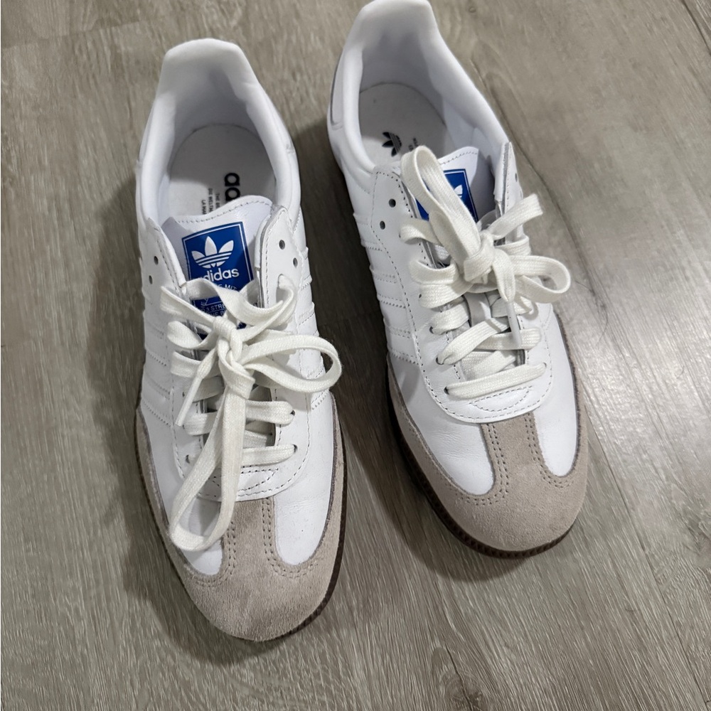 Adidas Sambas